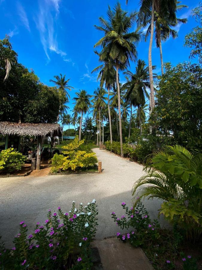 Elena Garden Resort And Restaurant Trincomalee Bagian luar foto