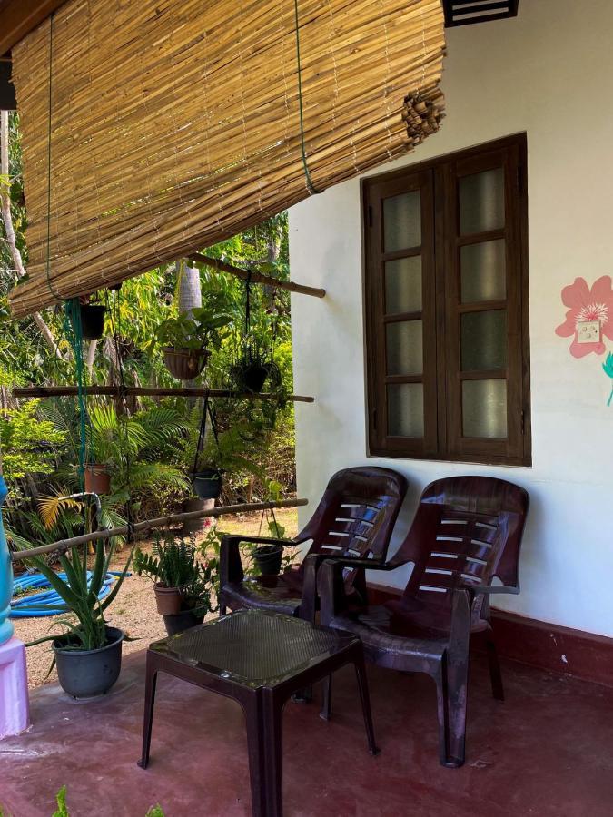 Elena Garden Resort And Restaurant Trincomalee Bagian luar foto