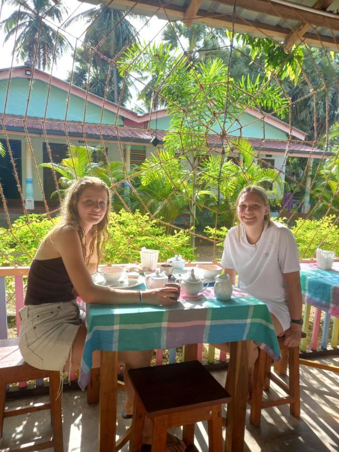 Elena Garden Resort And Restaurant Trincomalee Bagian luar foto
